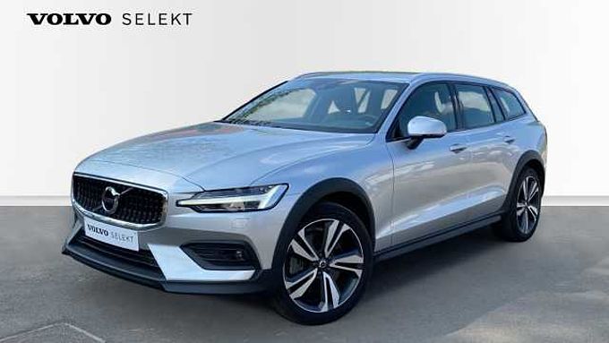 Volvo V60 CROSS COUNTRY PRO D4 AWD AUT:
